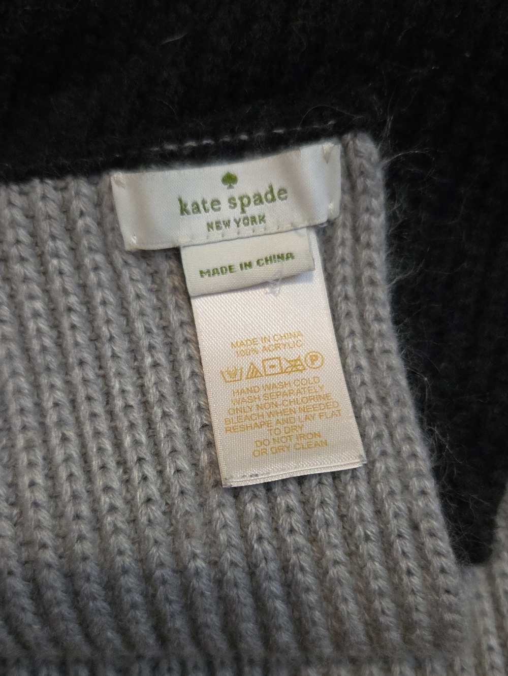 kate spade Grey And Black Infiniti Scarf